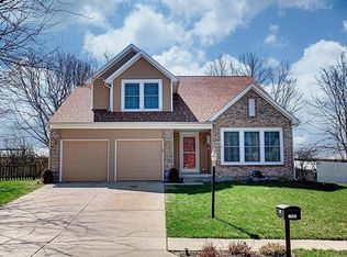 2432 Rosina Dr, Miamisburg, OH 45342