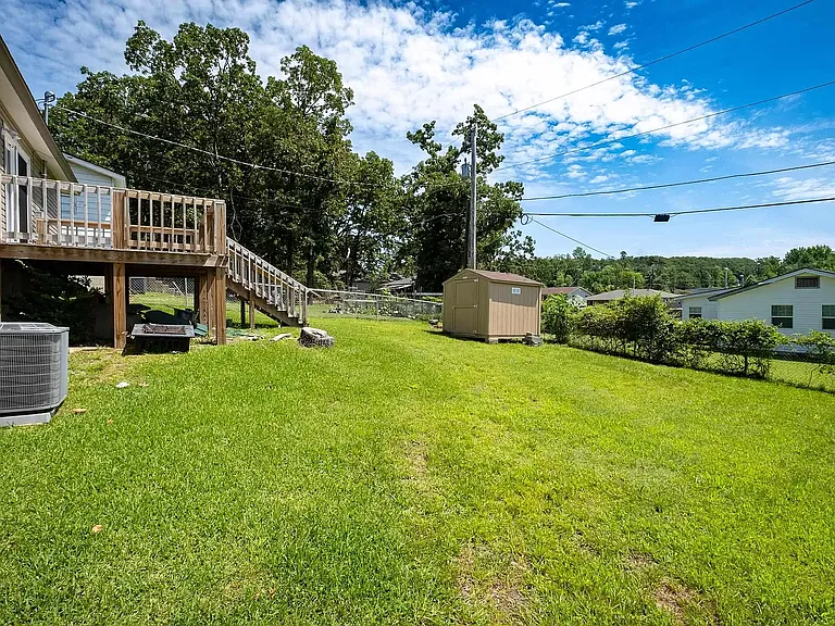 41 Oakview Dr — Photo 36