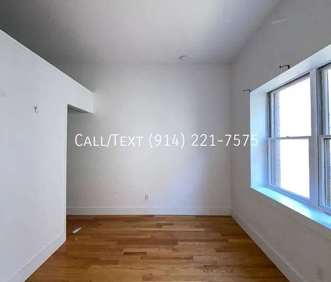 155 Elliott Ave — Photo 2