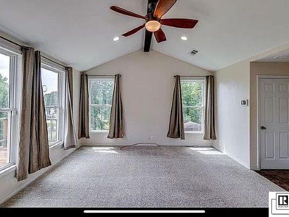 4th image of 1401 Olin Rd