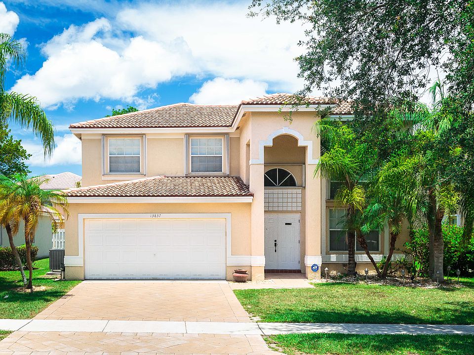 1st image of 13837 NW 22nd St