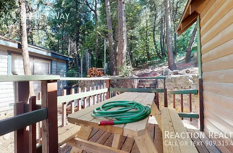 23349 Seeley Way — Photo 9