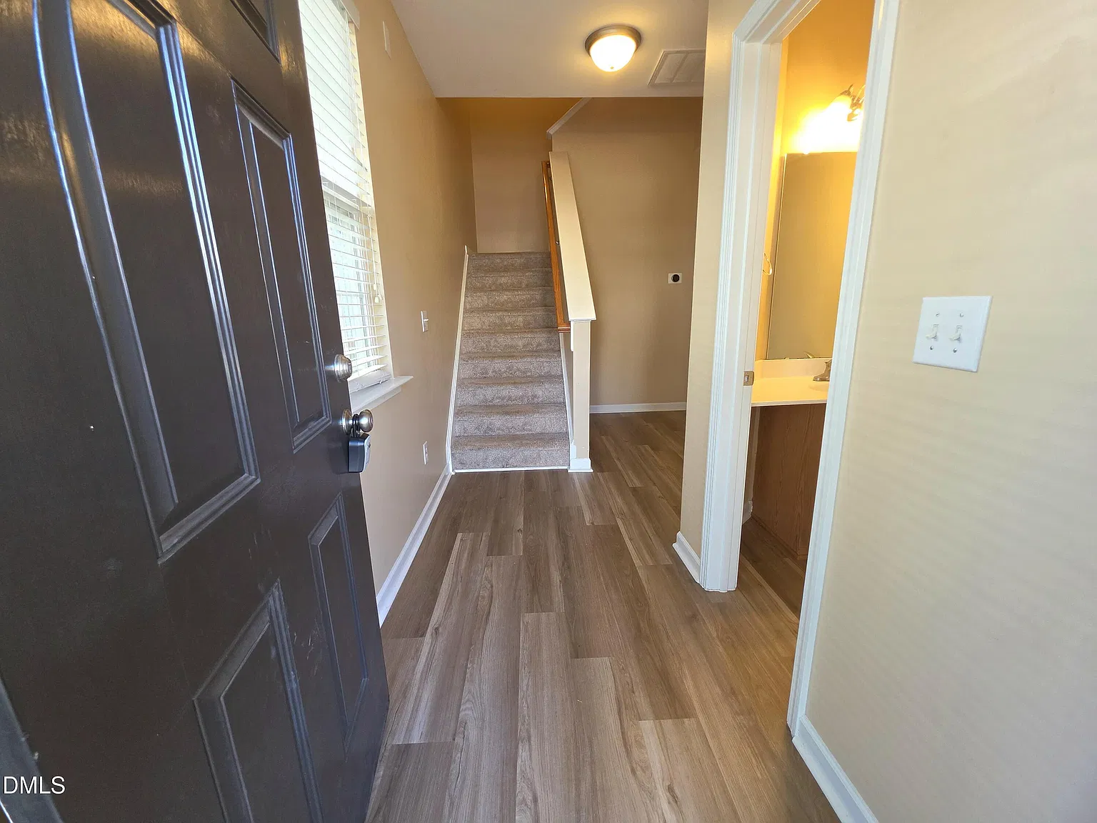 3 bed, 2.5 bath, 1668 sqft, $1,850 — Photo 4