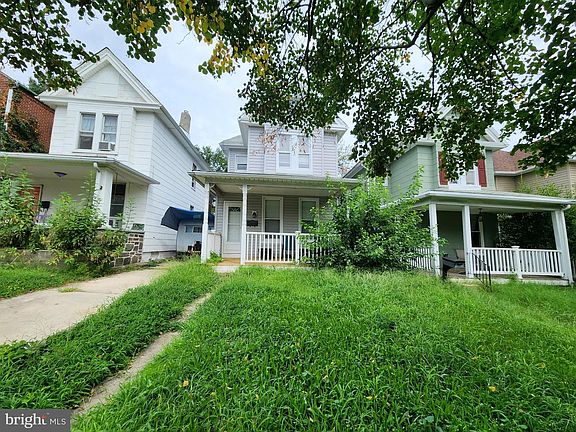 3rd image of 724 E 35th St