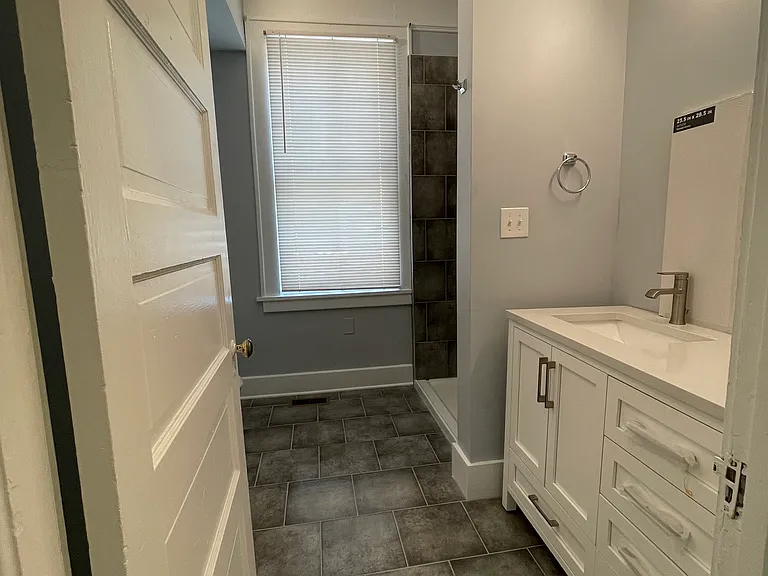 2218 Whitaker St #A — Photo 17
