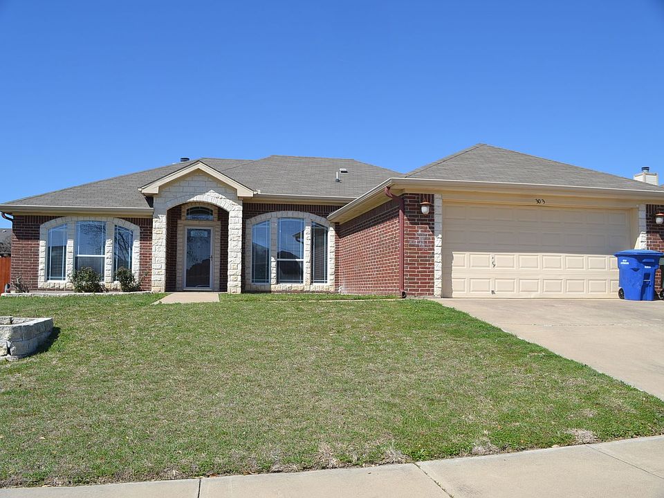 1st image of 2303 Gail Dr
