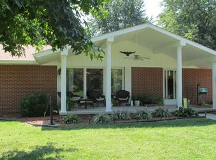 103 E North St, Petersburg, IN