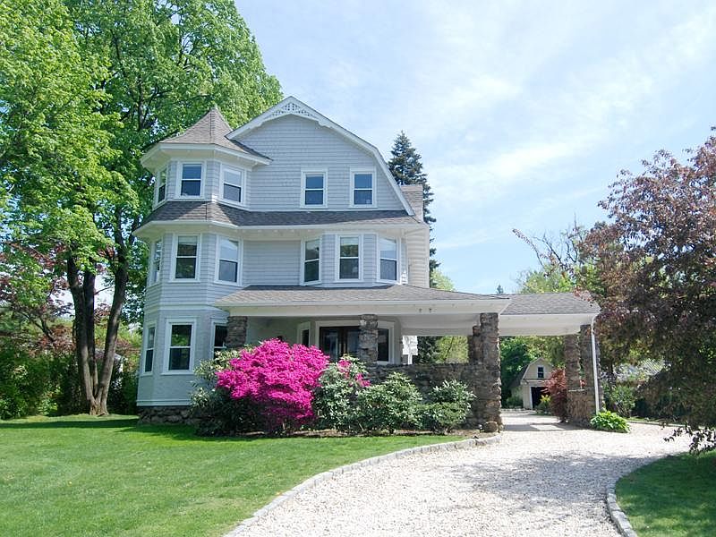 Sun-drenched Victorian