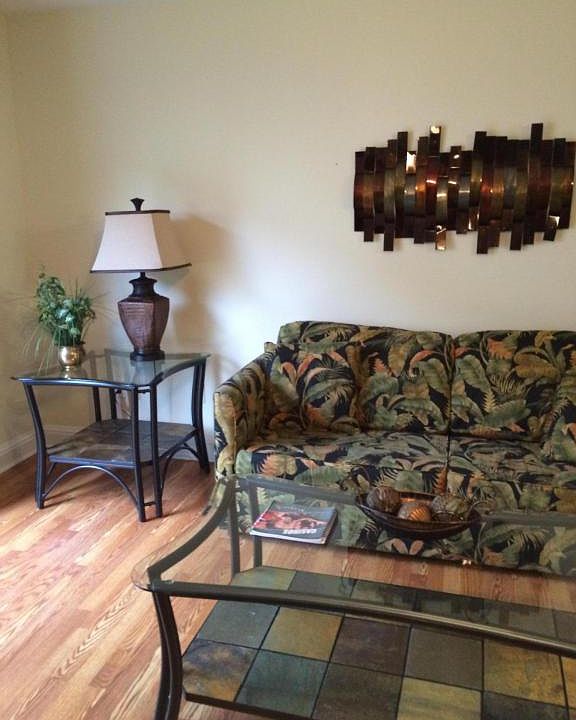 2nd image of 1664 Beach Blvd