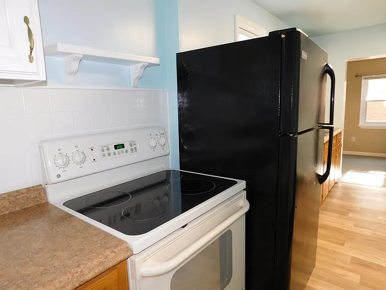 22 Madison Ave #C — Photo 3