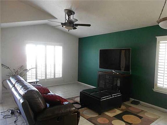 3rd image of 7132 Luz De Espejo Dr