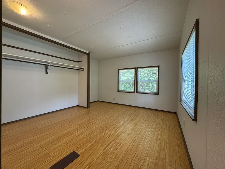 8645 State Route 507 SE — Photo 10