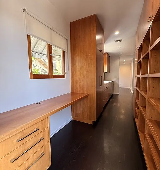 4248 Lexington Ave — Photo 19