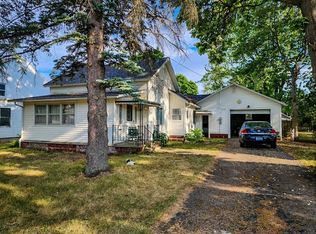 210 E 6th St, Clare, MI 48617