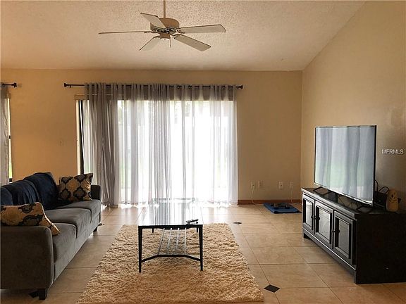 2nd image of 9859 Balmoral Cir