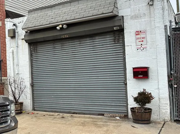 2629 E Hagert St, Philadelphia, PA 19125