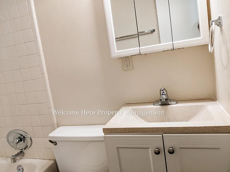 1565 Coombs Dr #1 — Photo 17