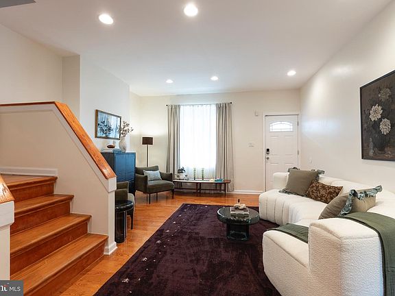 3rd image of 5551 Chancellor St