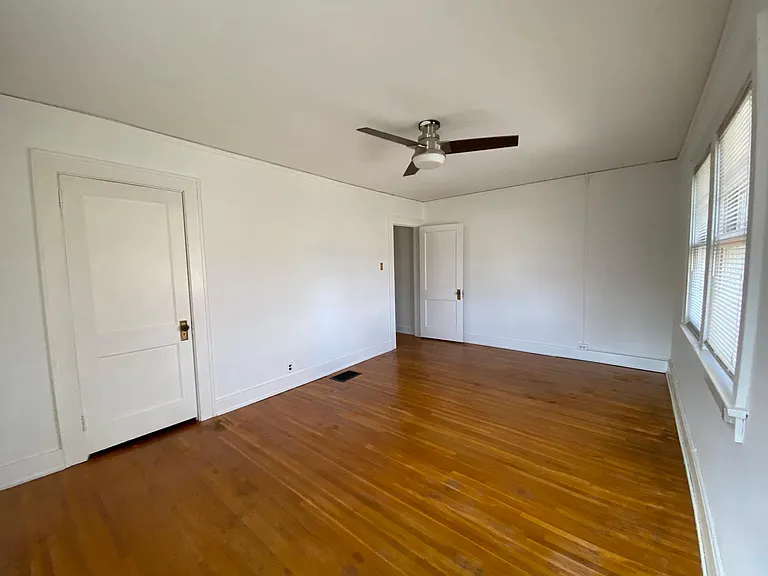 322 Lincoln Ave — Photo 12