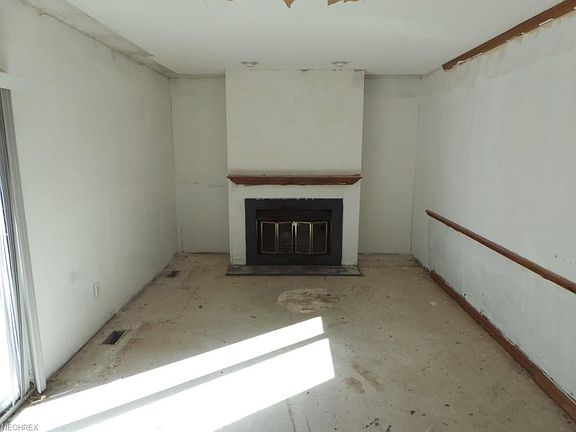 5th image of 1270 Vantage Way