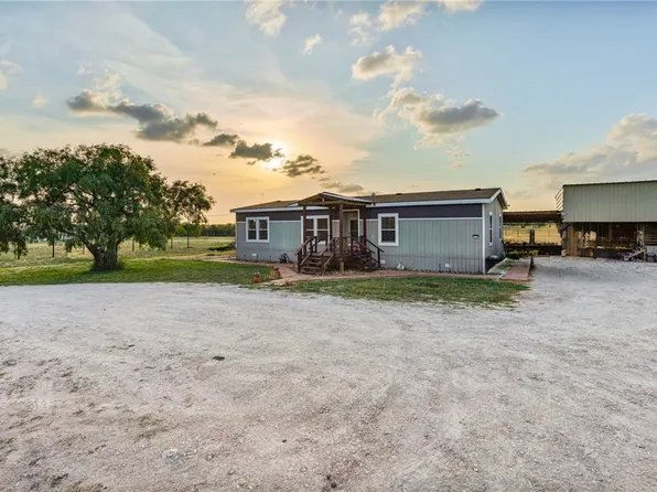 142 Meadow Trl, Sandia, TX 78383