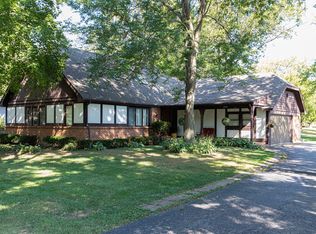 25604 W Ivanhoe Rd, Wauconda, IL 60084