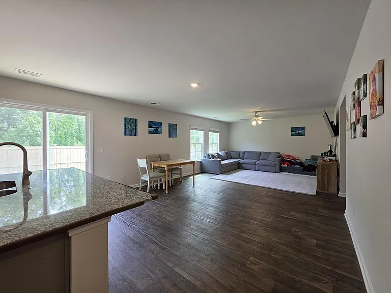 1812 Lacebark Dr — Photo 6