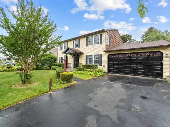 24 Frost Valley Drive, East Patchogue, NY 11772