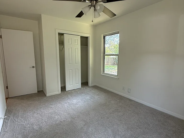 2615 Sherwood Ln — Photo 10