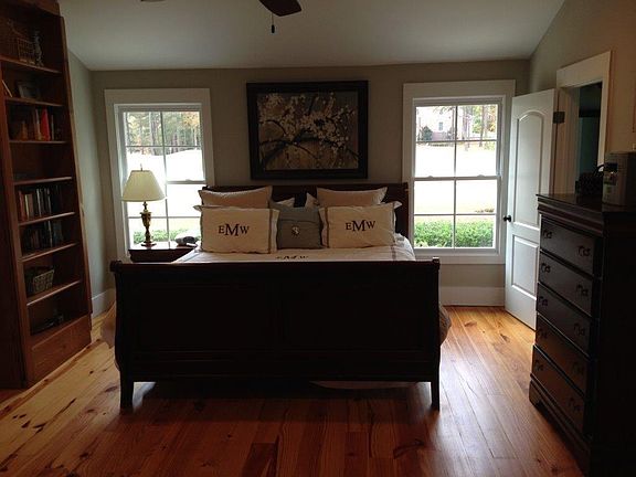 2nd image of 3518 W Lake Dr