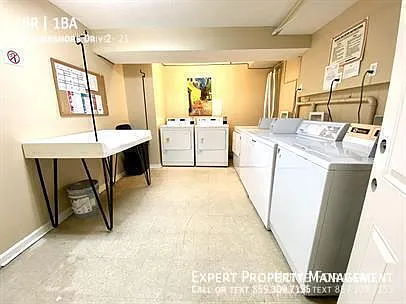 164 Lakeshore Dr #21 — Photo 5