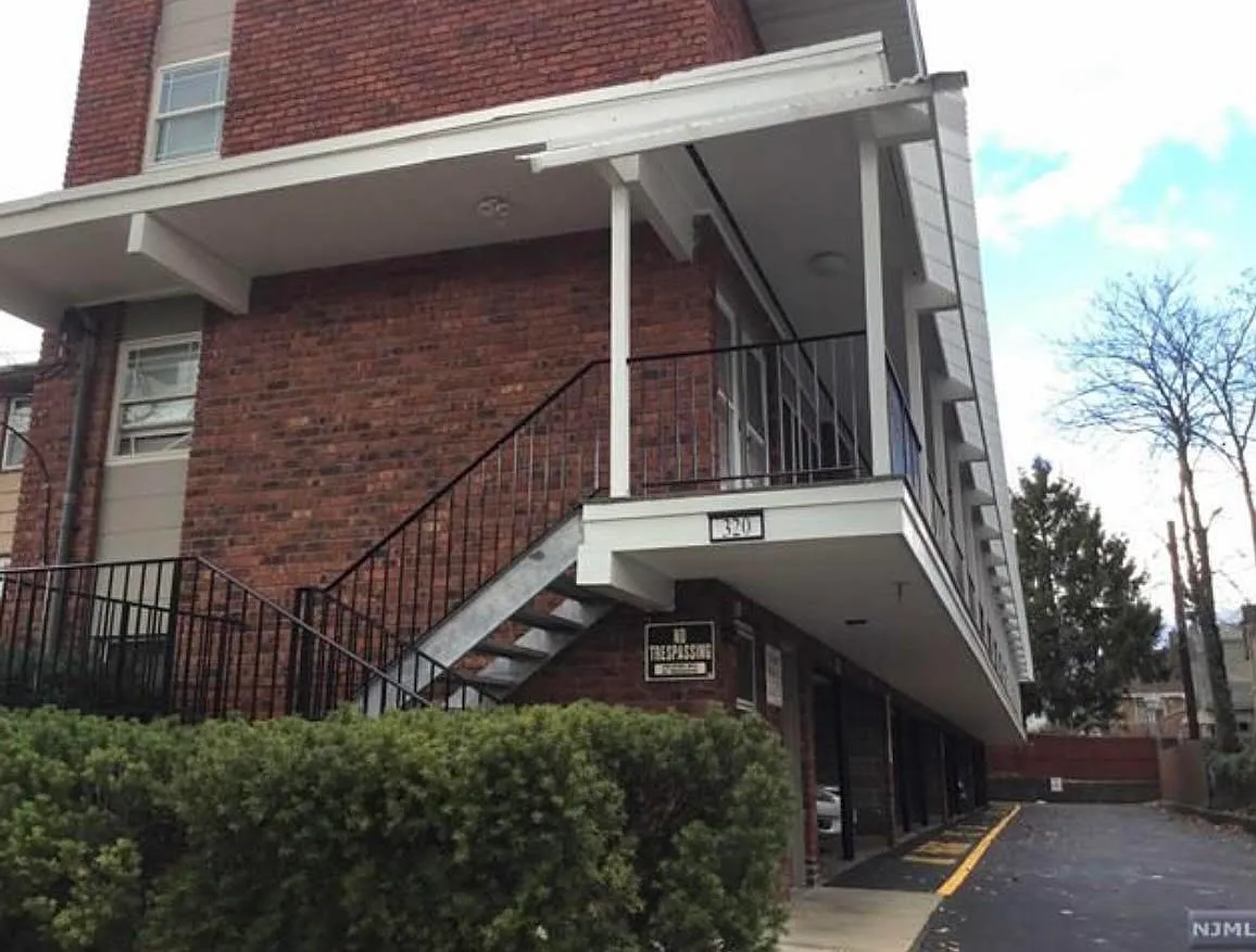1 bed, $1,650 — Photo 2