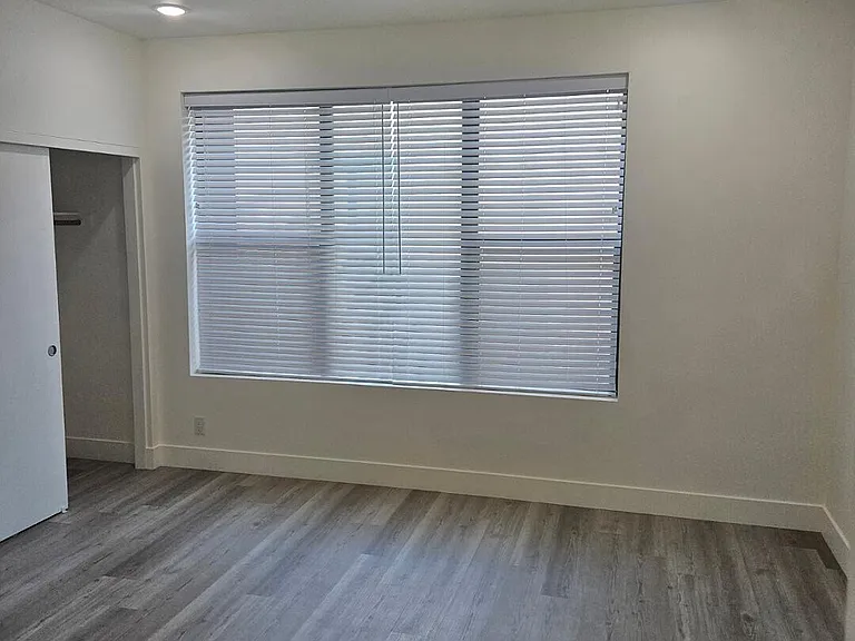 309 S Roosevelt St — Photo 28