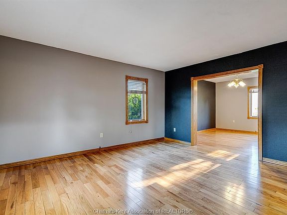 5th image of 6527 Main St