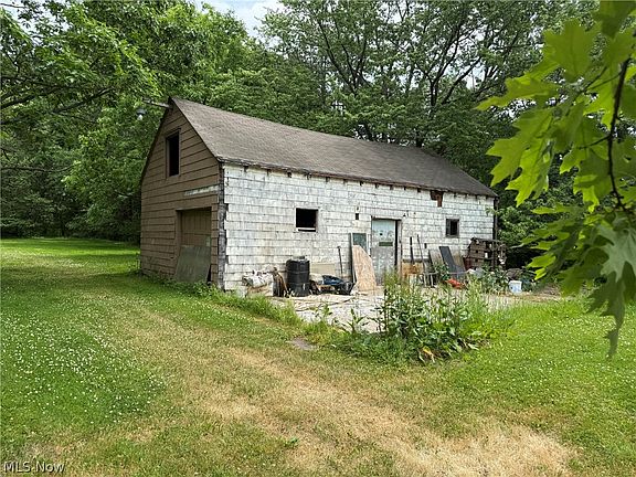 3rd image of 5155 Harper Rd