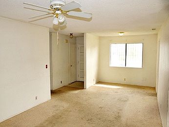 4th image of 6218 Sun River Dr