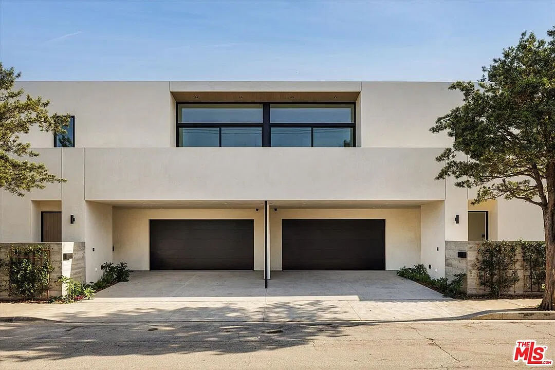 3 bed, 3.5 bath, 2000 sqft, $12,000 — Photo 3
