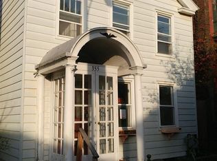 355 3rd St, Troy, NY 12180