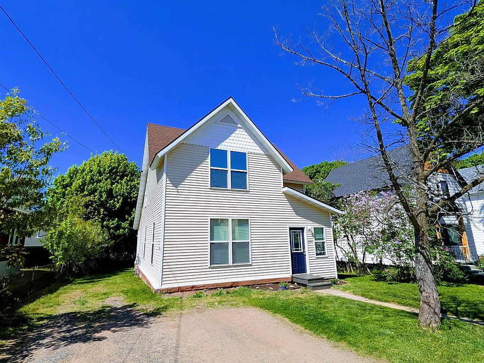 1st image of 376 Alger St