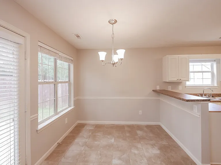 204 Coldsprings Ct — Photo 8
