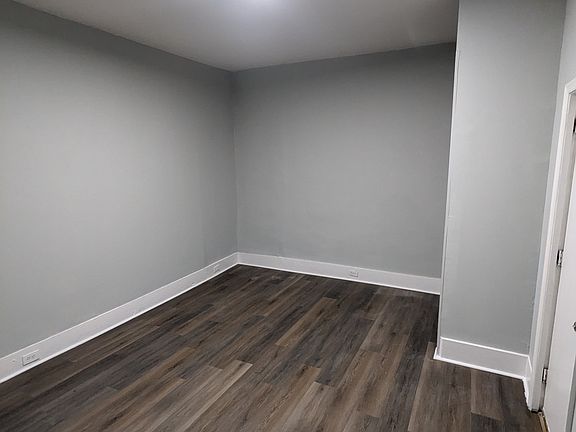 2nd image of 5045 Hazel Ave #1R