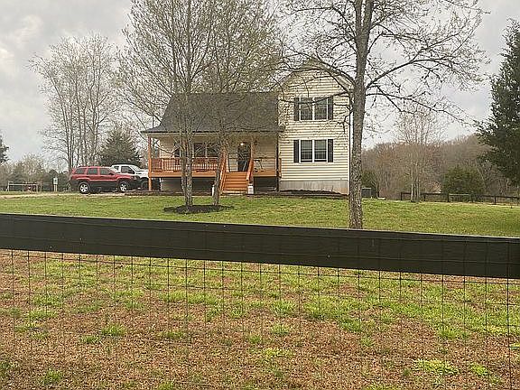 2nd image of 3102 Gordon Rd