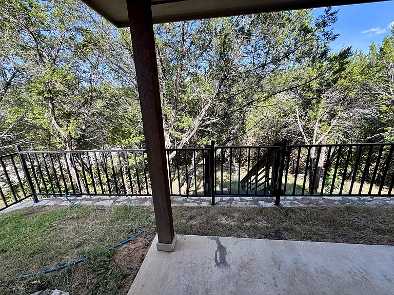 2611 Lakeridge Dr — Photo 15