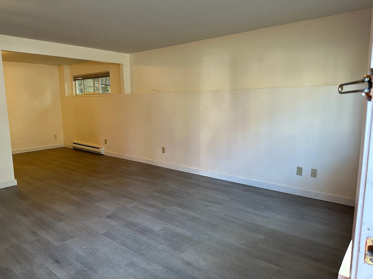 Studio, 375 sqft, $1,100 — Photo 3