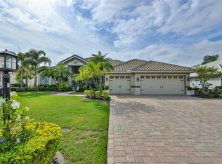 2029 S Pebble Beach Blvd, Sun City Center, FL 33573