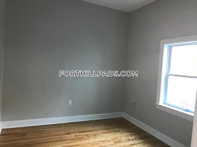 6 Saint James Pl — Photo 46