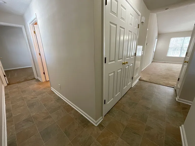 Meridian Park Apartments — Photo 117