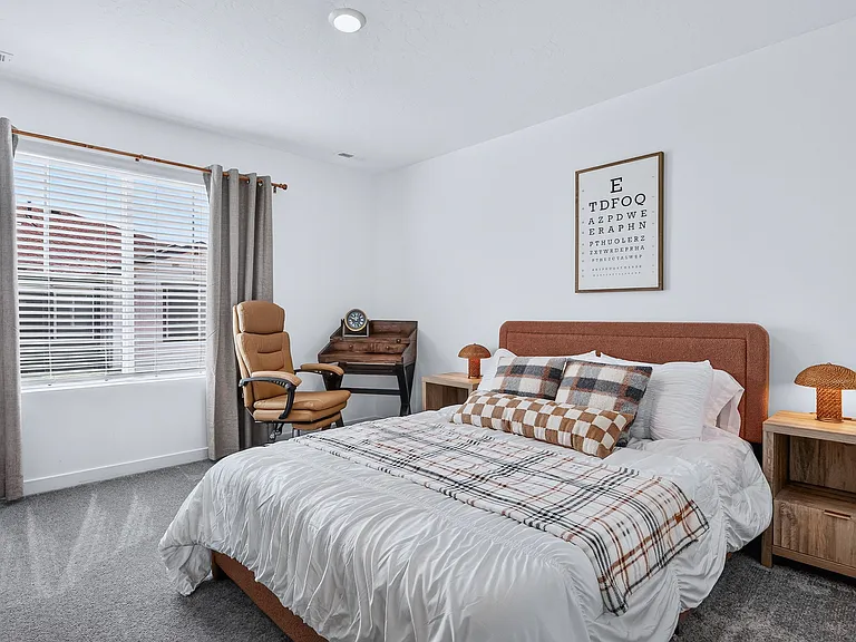 Queen Bedroom with 32" Smart TV & Dedicated Workspace with Convertible Desk & Ergonomic Chair