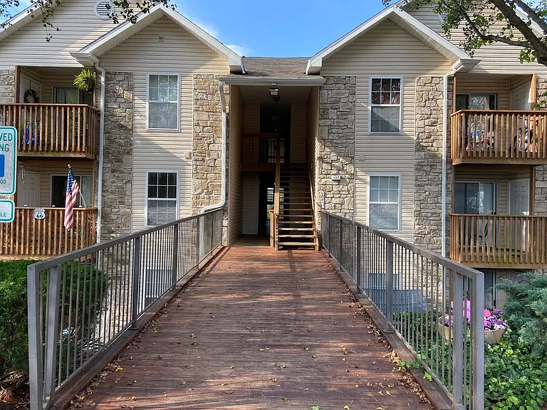 135K Vixen Cir — Photo 2