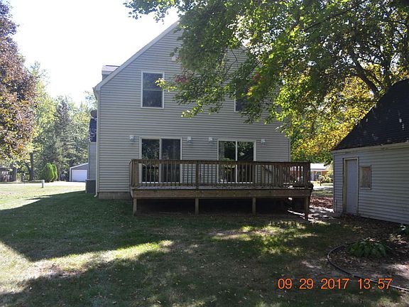 5th image of 74292 Lambert Dr